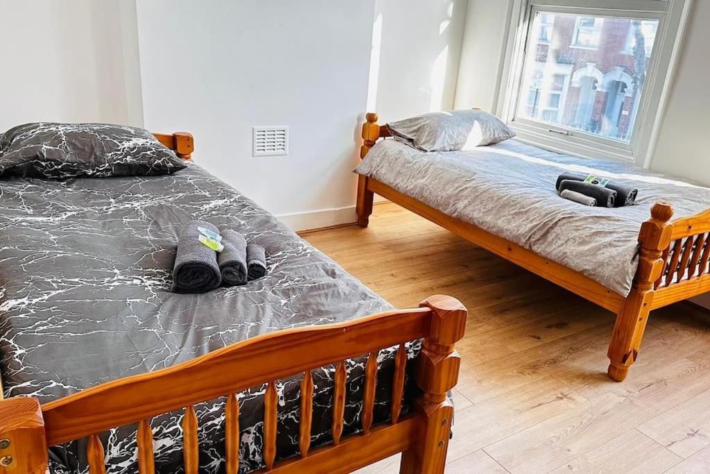 3 Bed House East London Home Dış mekan fotoğraf